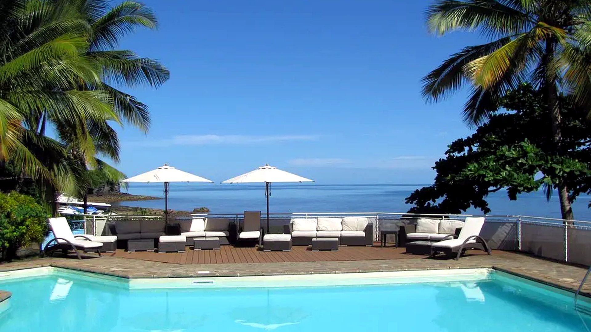 Piscine vue mer, Le Trevani